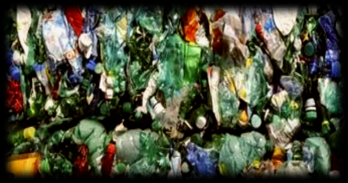 Des chercheurs australiens transforment les déchets plastiques en énergie grâce à l’énergie solaire