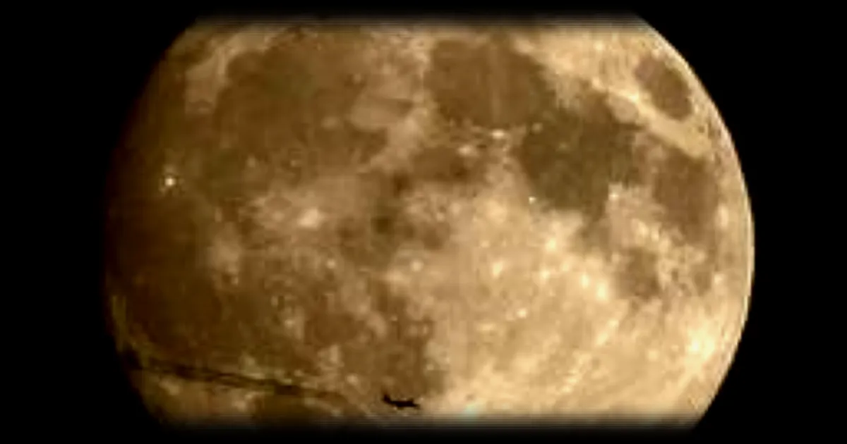 Des chercheurs britanniques avancent une explication au mystère du magnétisme intense des roches lunaires