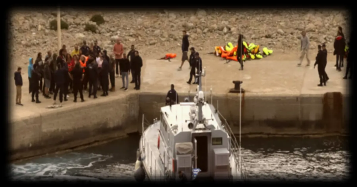 Des militants de la flottille pour Gaza débarqués en Crète après leur arrestation par Israël