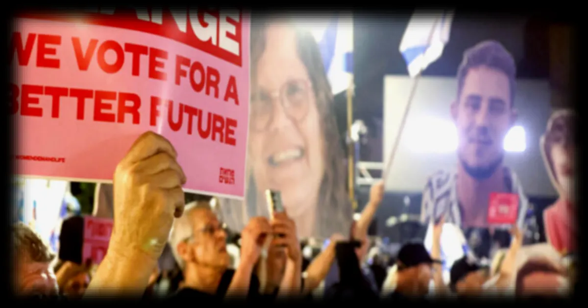 Des milliers de personnes manifestent contre Netanyahu à Tel-Aviv avant les élections
