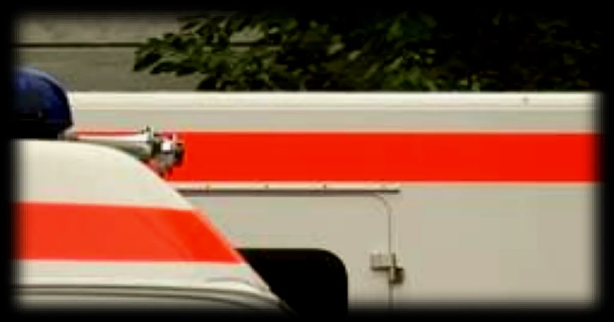 Deux ambulanciers condamnés suite à un accident mortel impliquant un patient de 91 ans