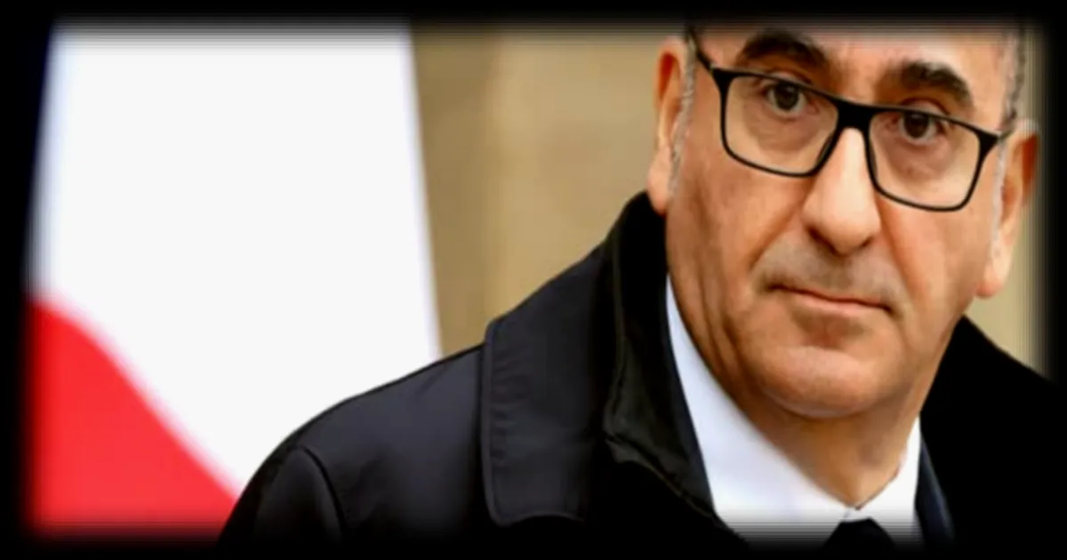 Deux associations d'ultradroite et une d'ultragauche visées par des procédures de dissolution