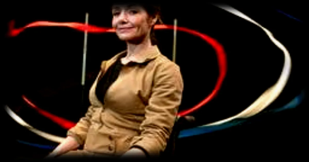 Dorine Bourneton, la première femme paraplégique pilote de voltige, raconte son histoire sur scène