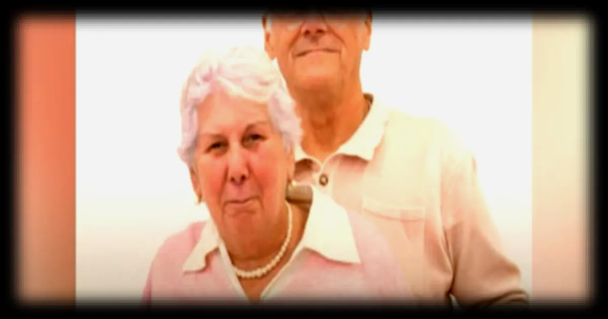 Double meurtre de septuagénaires : leur petite-fille et son petit ami mis en examen pour assassinat et écroués