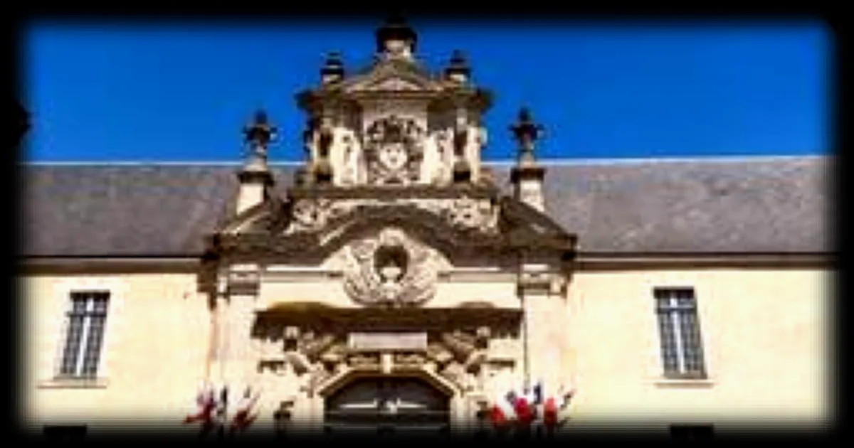 Douze élèves exclues définitivement d'un lycée militaire pour un entraînement sportif dans un local inadapté