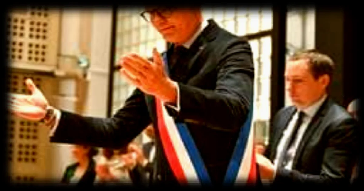 Édouard Philippe réélu maire du Havre et déjà tourné vers la présidentielle de 2027