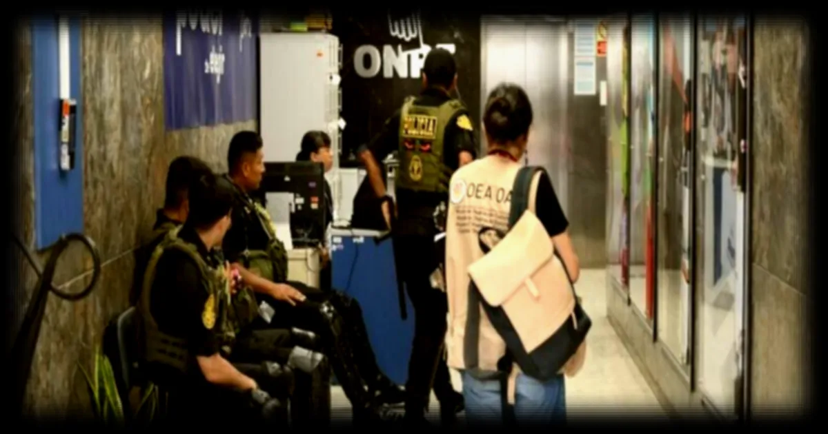 Élection présidentielle au Pérou : perturbations lors de la fermeture des bureaux de vote