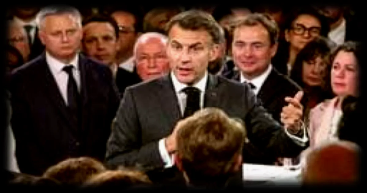 Emmanuel Macron invite 500 maires à l'Élysée pour les soutenir après les élections municipales