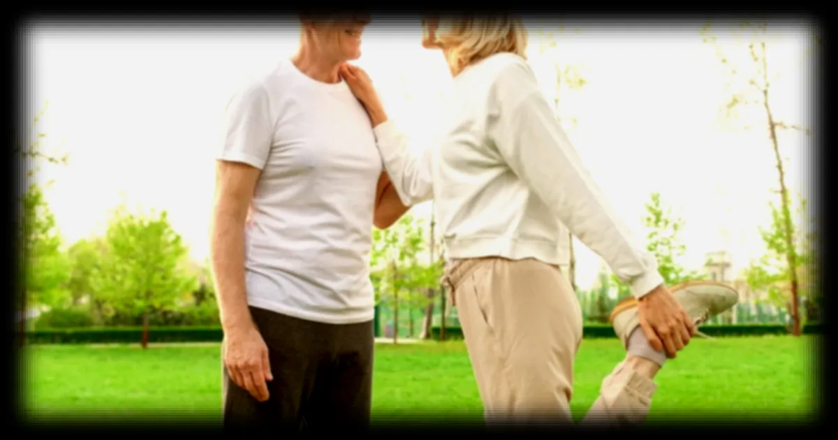 Equilibre: les experts recommandent une routine de 10 minutes par jour pour les seniors de plus de 65 ans