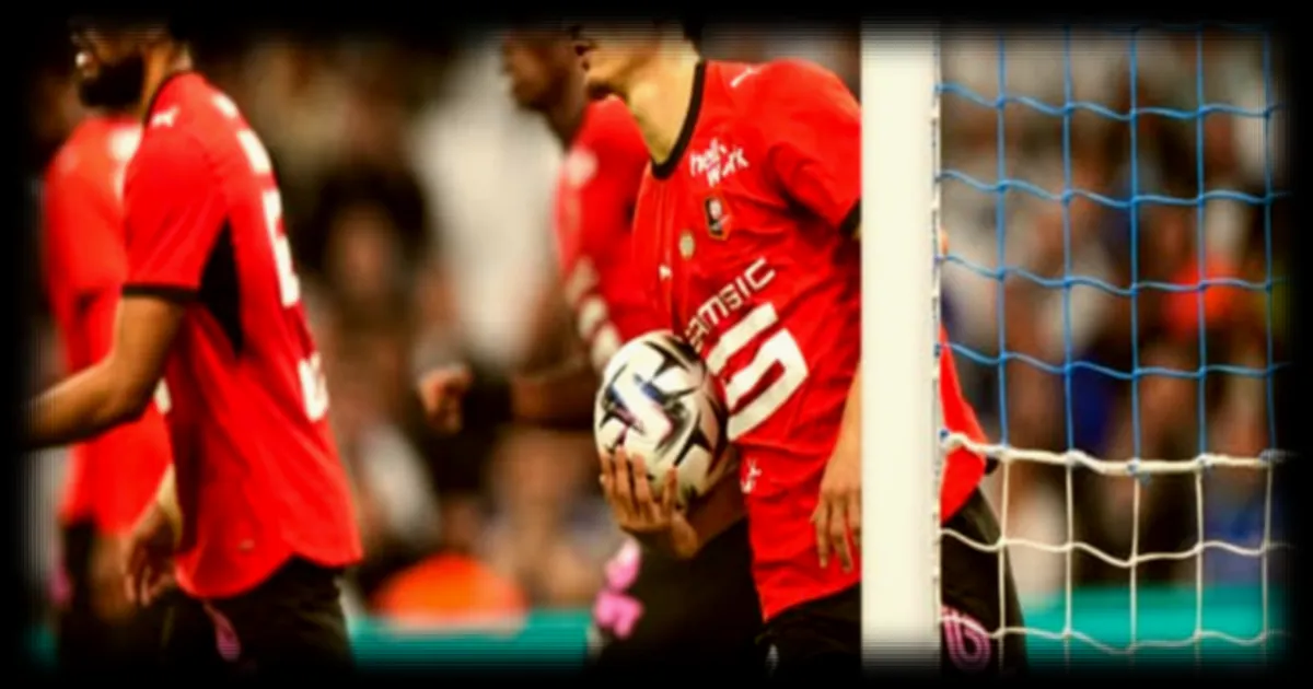 Esteban Lepaul sacré meilleur buteur de Ligue 1 avec 21 buts : le premier hors-PSG depuis 11 ans