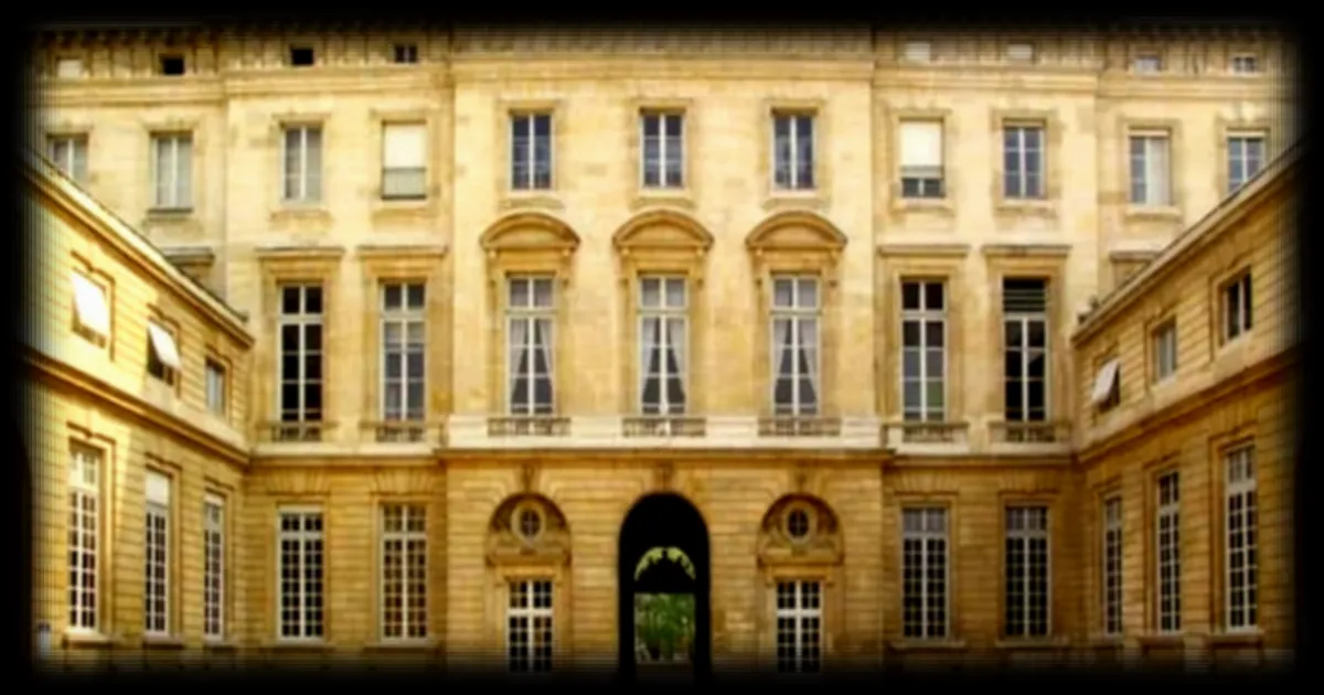 Exposition « Cling ! La bande dessinée parle cash » : la Monnaie de Paris explore le lien entre BD et argent