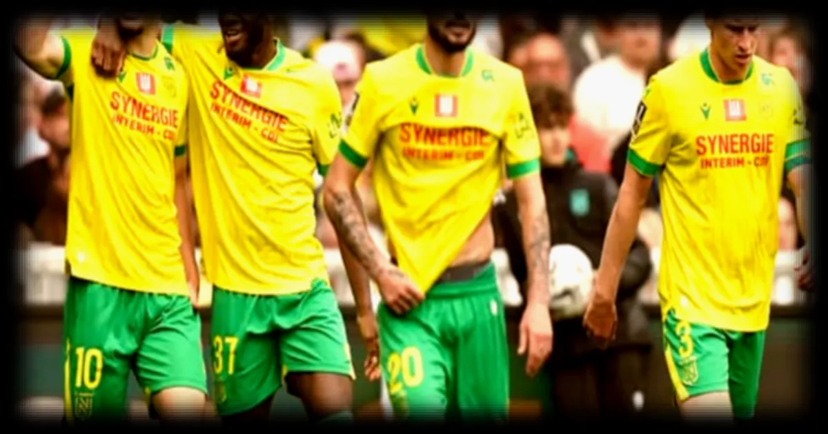 FC Nantes bat l'OM 3-0 avec trois buts en huit minutes lors d'un match crucial de Ligue 1