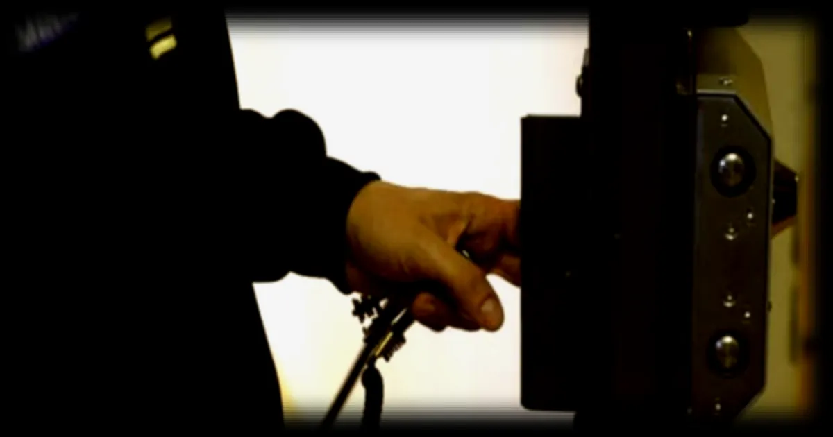 Féminicide en Seine-et-Marne: Mis en examen pour meurtre par conjoint, un homme placé en détention provisoire