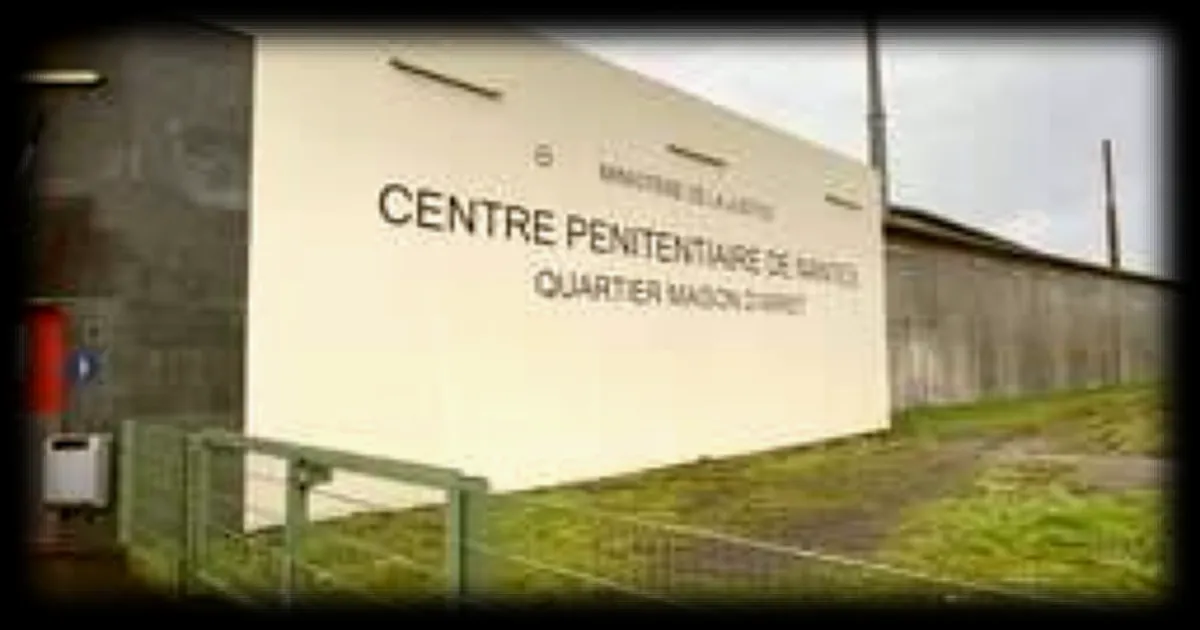 Feu de matelas à la maison d’arrêt de Nantes : un détenu gravement brûlé lors de l'intervention des pompiers