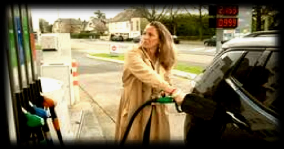 Flambée des prix des carburants en Bretagne : Analyse des variations et impact sur les consommateurs