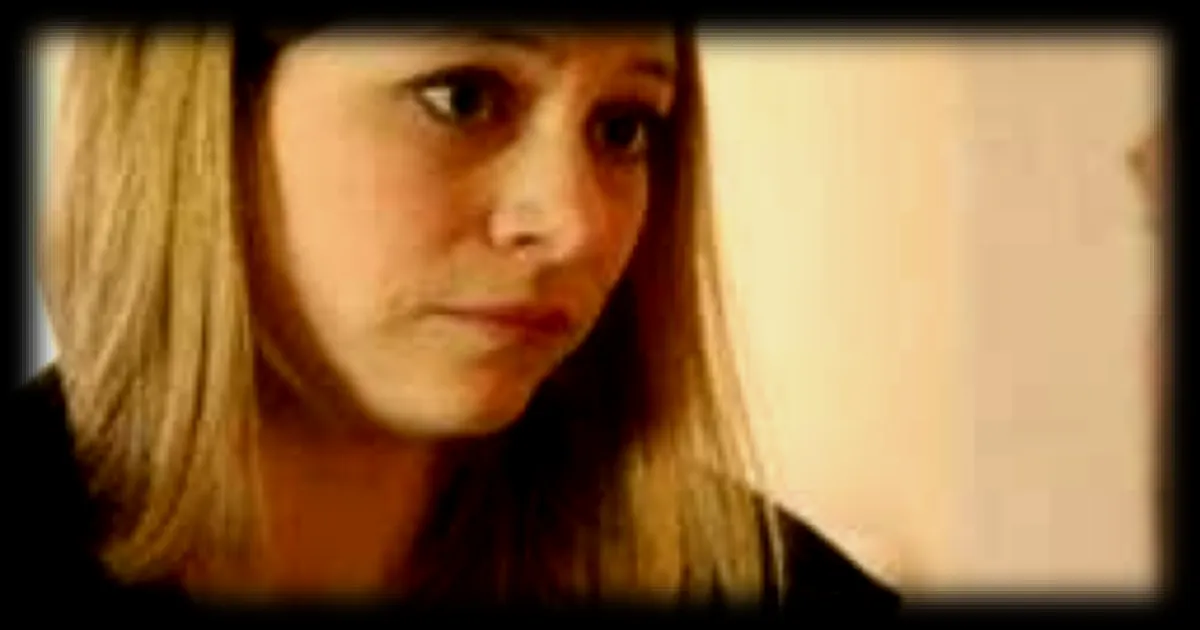 Florence Coste (Laetitia) de retour dans « Ici tout commence » : sa réapparition est-elle définitive ?