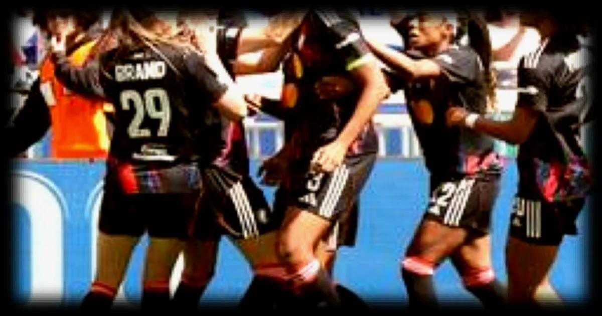Football féminin : les joueuses et Foot Unis signent une convention collective à compter du 1er juillet