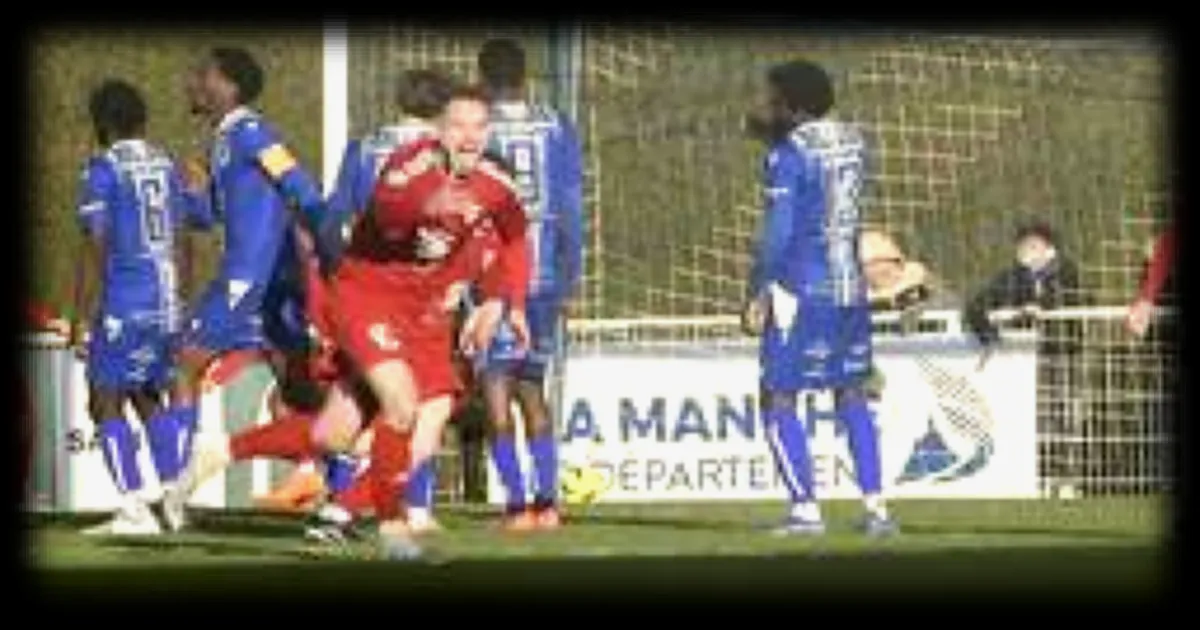 Football - R1 : Saint-Lô concède son premier nul de la saison à Évreux