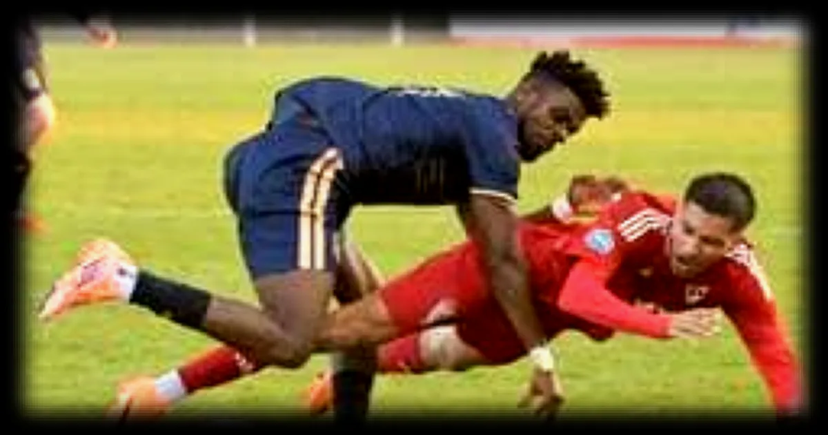 Football - Saint-Lô en position de force pour continuer sa domination en tête du championnat régional 1