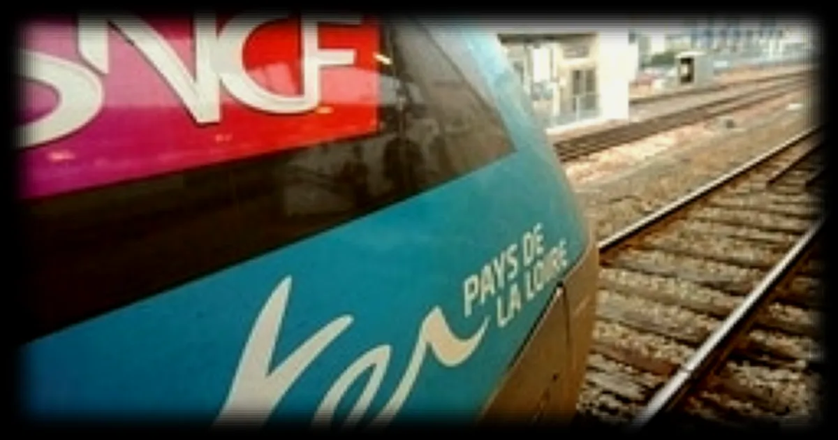 Foudre sur une caténaire : trafic ferroviaire paralysé entre Laval, Le Mans et Rennes
