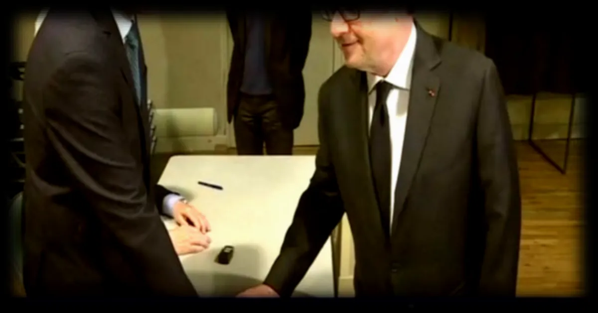 François Hollande propose des mesures économiques jugées décalées par la gauche