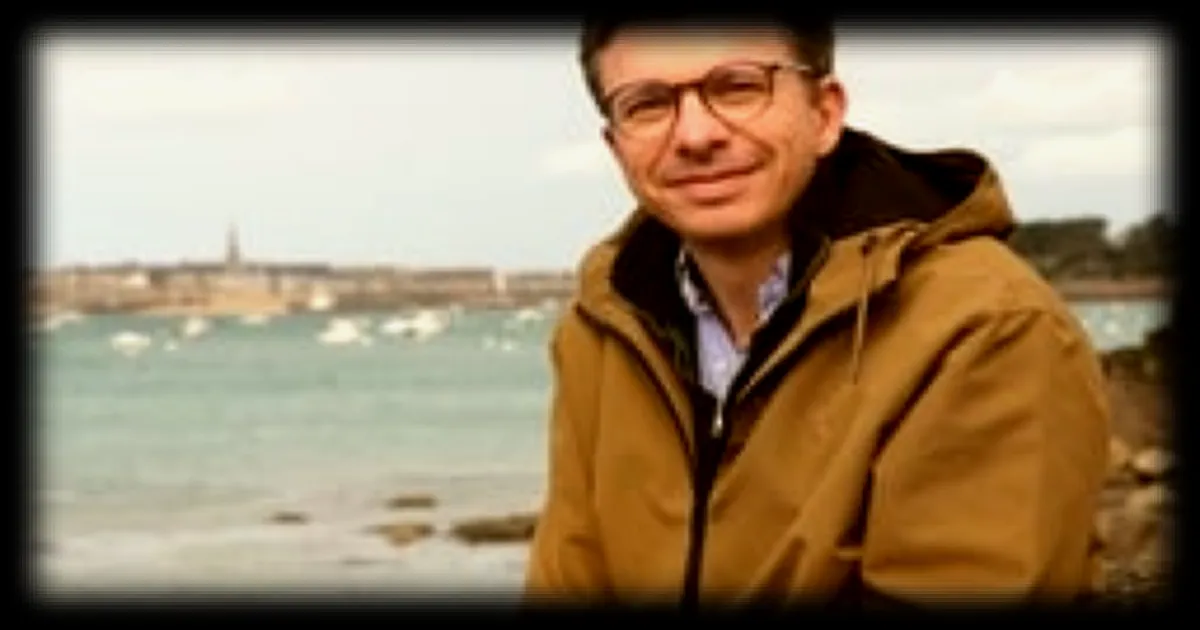 François Ravard, dessinateur de BD, évoque son attachement à Dinard et la Côte d’Émeraude