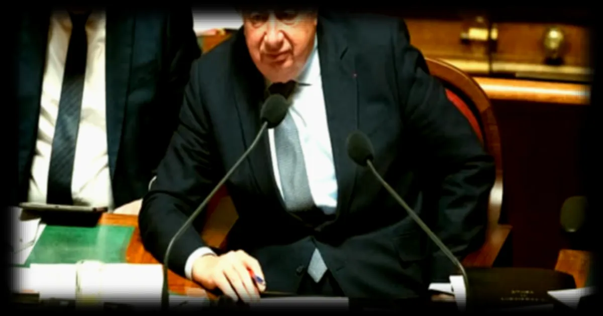 Gérard Larcher plaide pour que le Sénat ne siège pas après le 14 juillet