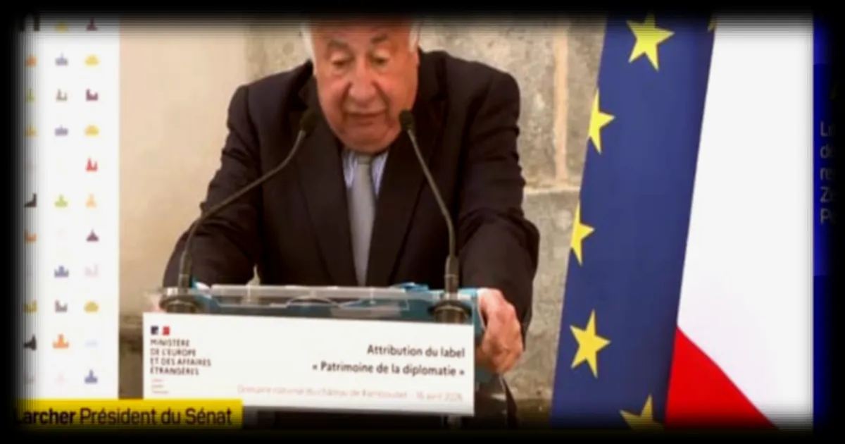Gérard Larcher tacle indirectement Donald Trump lors d'une rencontre à Rambouillet