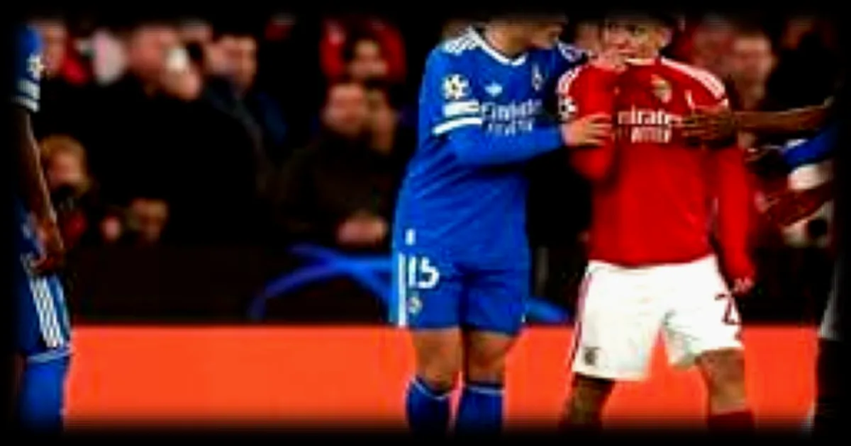 Gianluca Prestianni entendu par l’UEFA : des propos homophobes et non racistes lors de Benfica - Real Madrid