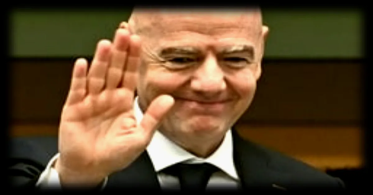 Gianni Infantino défend son projet de vente de la Coupe du monde face aux critiques