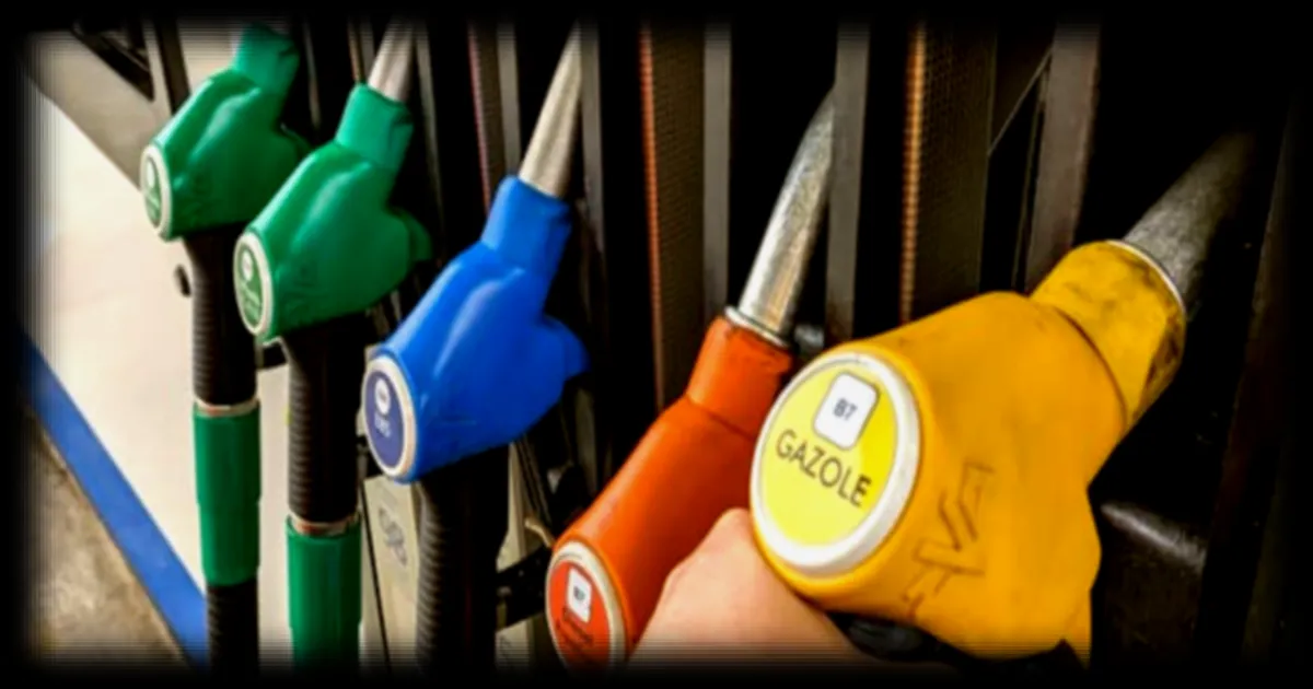 Gouvernement français presse les distributeurs pour une baisse immédiate des prix des carburants
