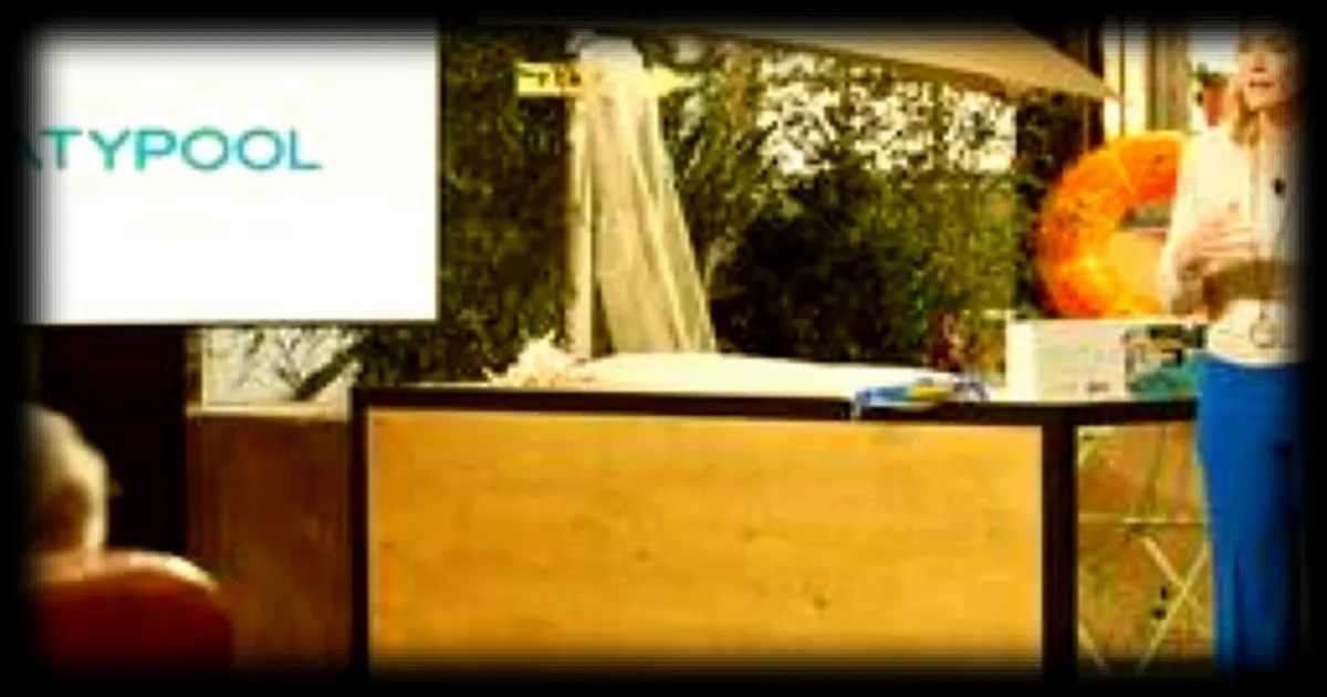 Gwenaëlle Bertrand, la fondatrice de Platypool, convainc Jean-Pierre Nadir dans « Qui veut être mon associé ? »