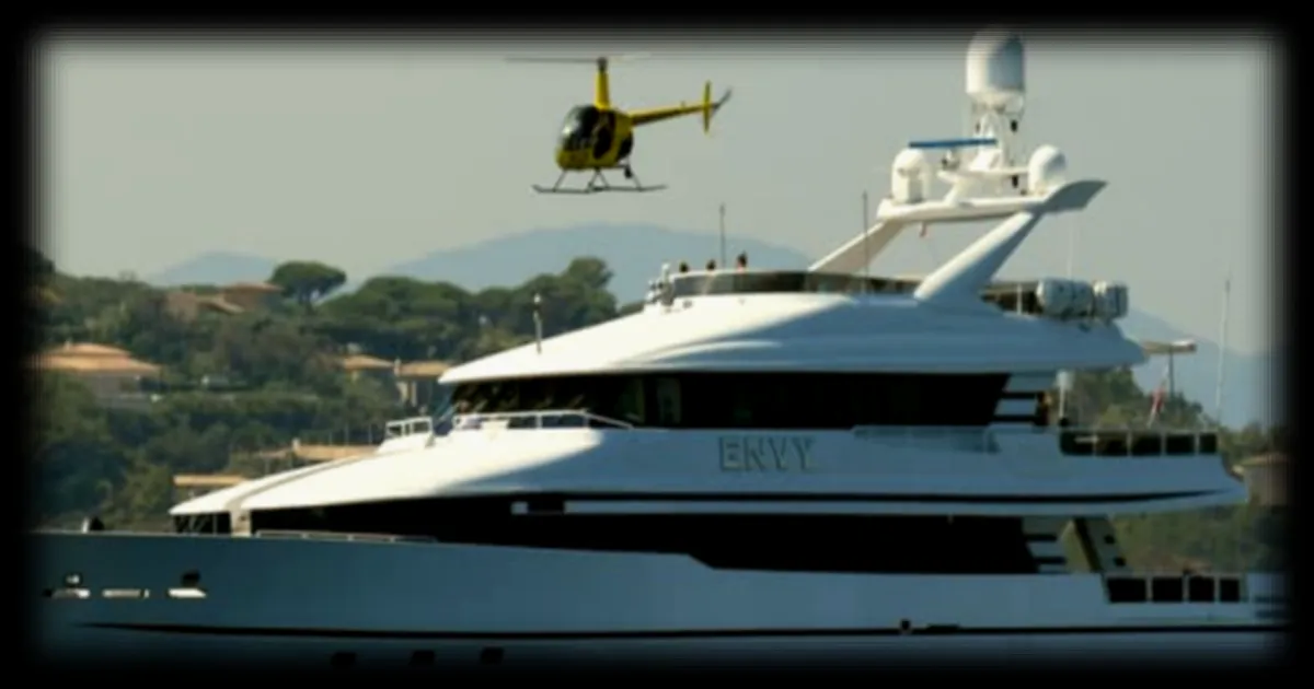 Hélicoptères sur la Côte d'Azur : un marché en mutation entre affluence touristique et tensions environnementales