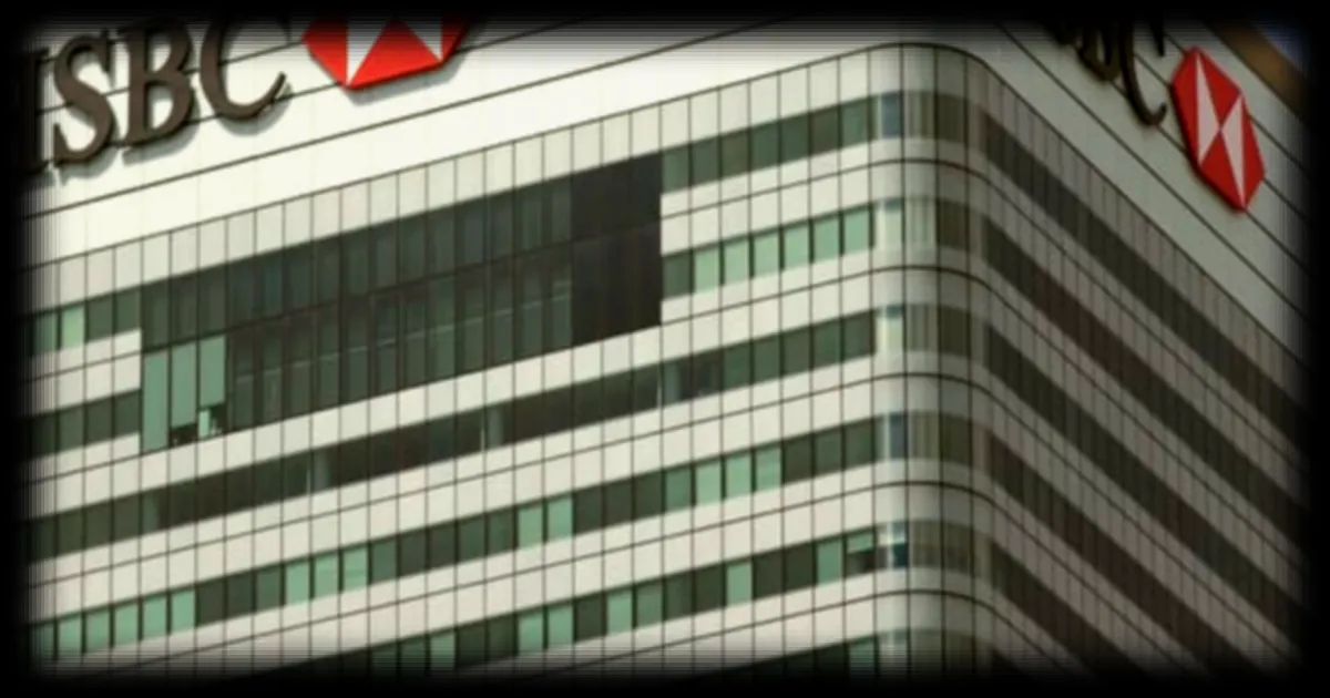 HSBC et l'IA : entre suppressions d'emplois et reconversion des salariés, le pari du directeur général Georges Elhedery