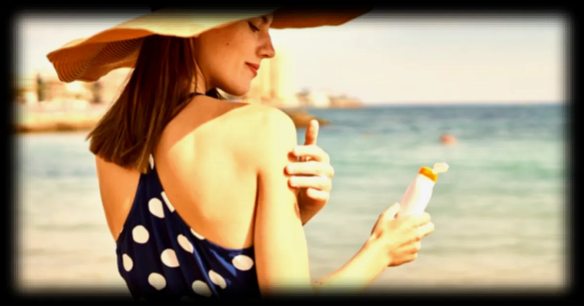 Huit crèmes solaires de pharmacie aussi efficaces que les marques haut de gamme, selon les dermatologues