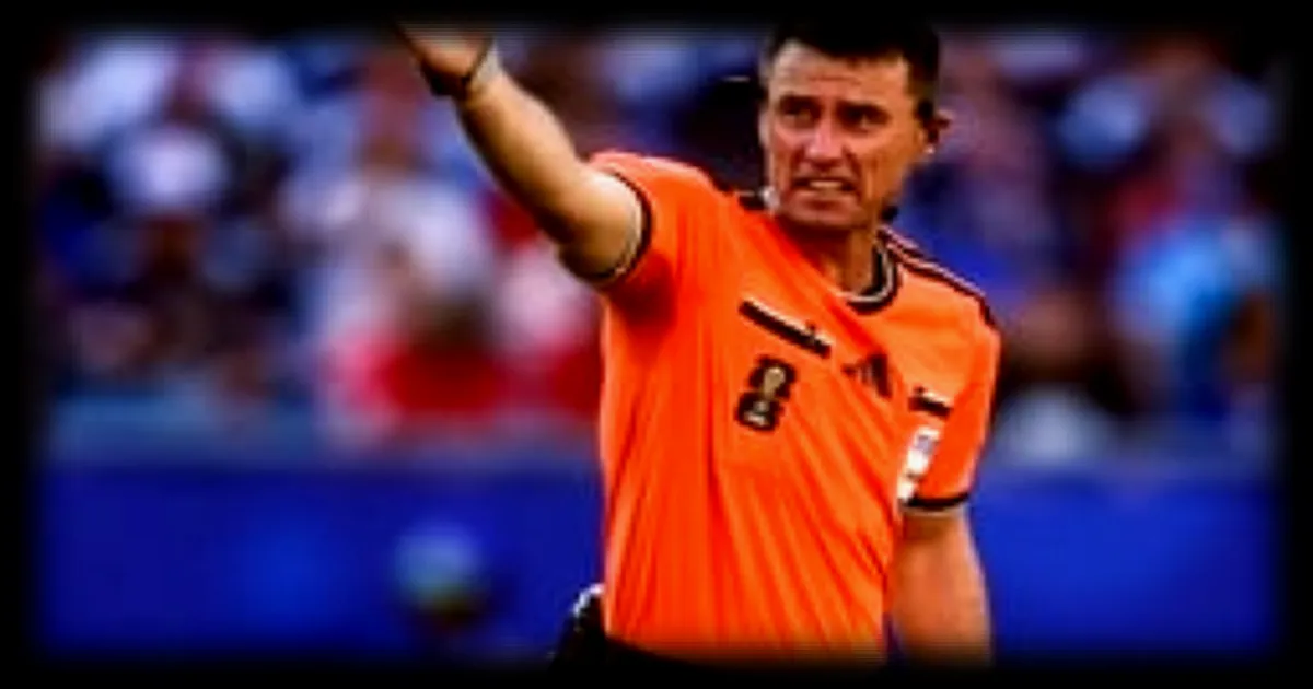 Ilgiz Tantashev, l'arbitre ouzbek qui officiera lors du huitième de finale entre la France et le Paraguay