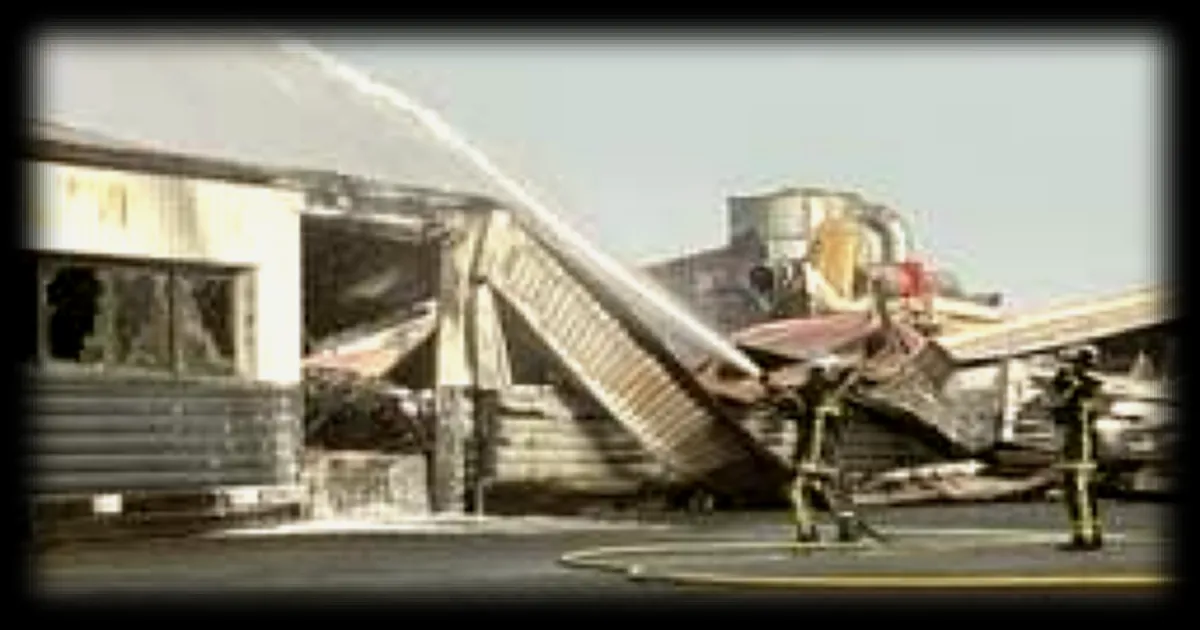 Incendie à Grézillé : l'entreprise de meubles haut de gamme Maison Chartier ravagée