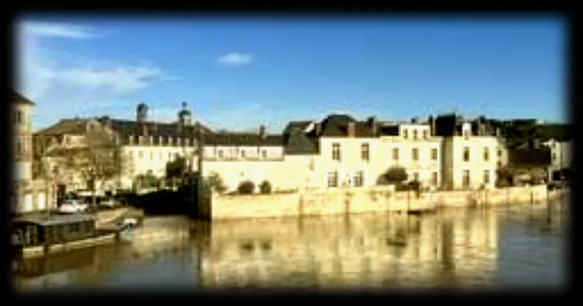 Inondations à Saumur : Réouverture des quais et des caves prévue pour un retour à la normale ce week-end