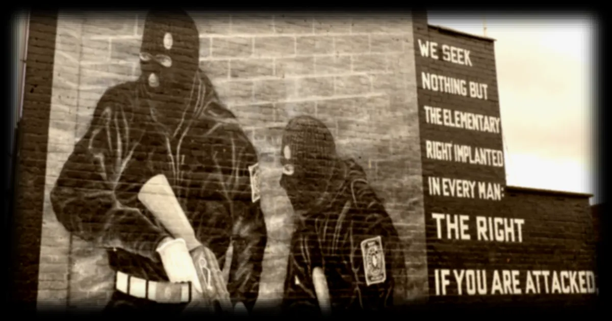 Irlande : Etat des lieux de la persistance des groupes paramilitaires depuis la fin des "Troubles"