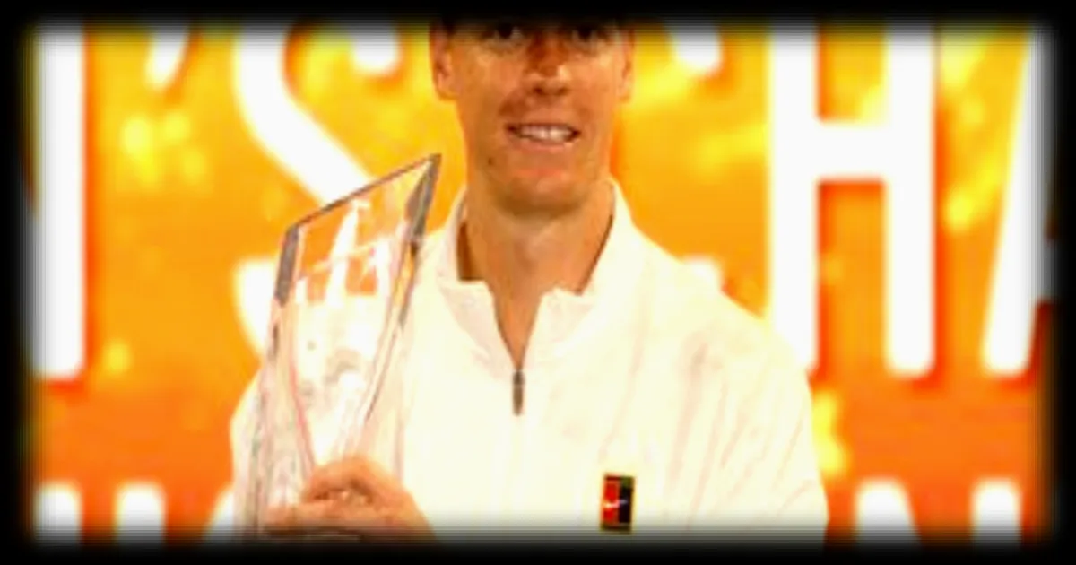 Jannik Sinner remporte le "Sunshine double" à Miami après sa victoire à Indian Wells, une première depuis Roger Federer en 2017