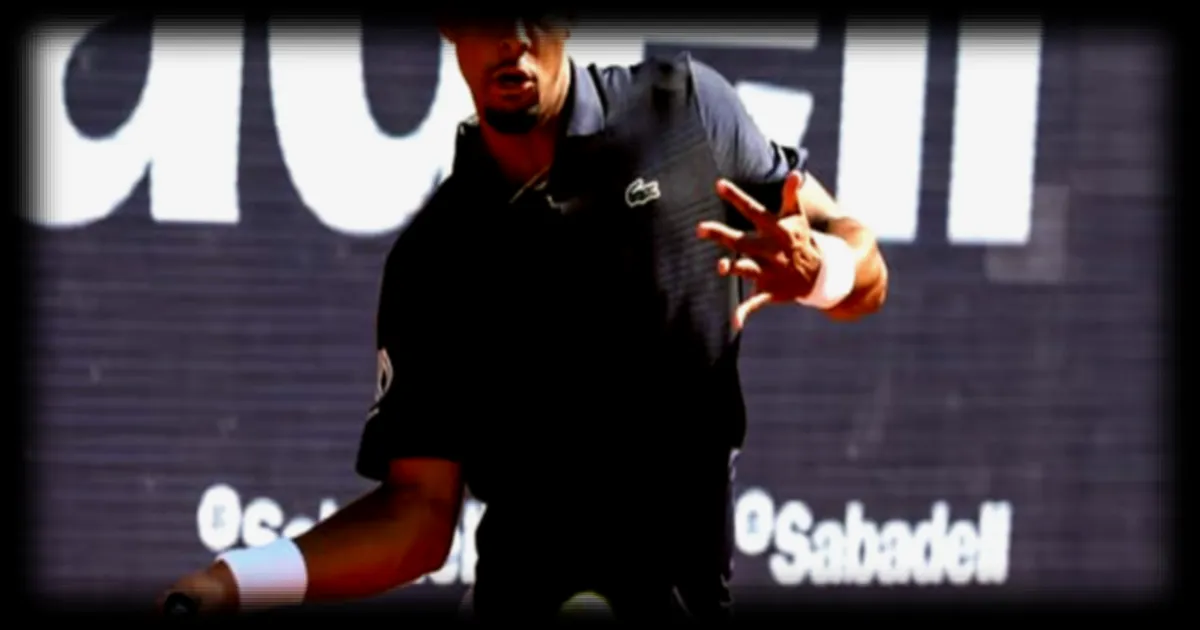 Jannik Sinner salue la victoire d'Arthur Fils et le considère comme un joueur prometteur du tennis français