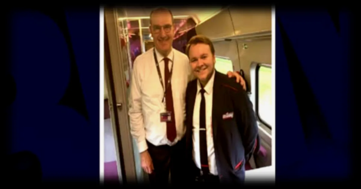 Jean Castex distribue des plateaux-repas aux passagers d'un TGV en retard de 4h30 : un geste remarquable selon la SNCF