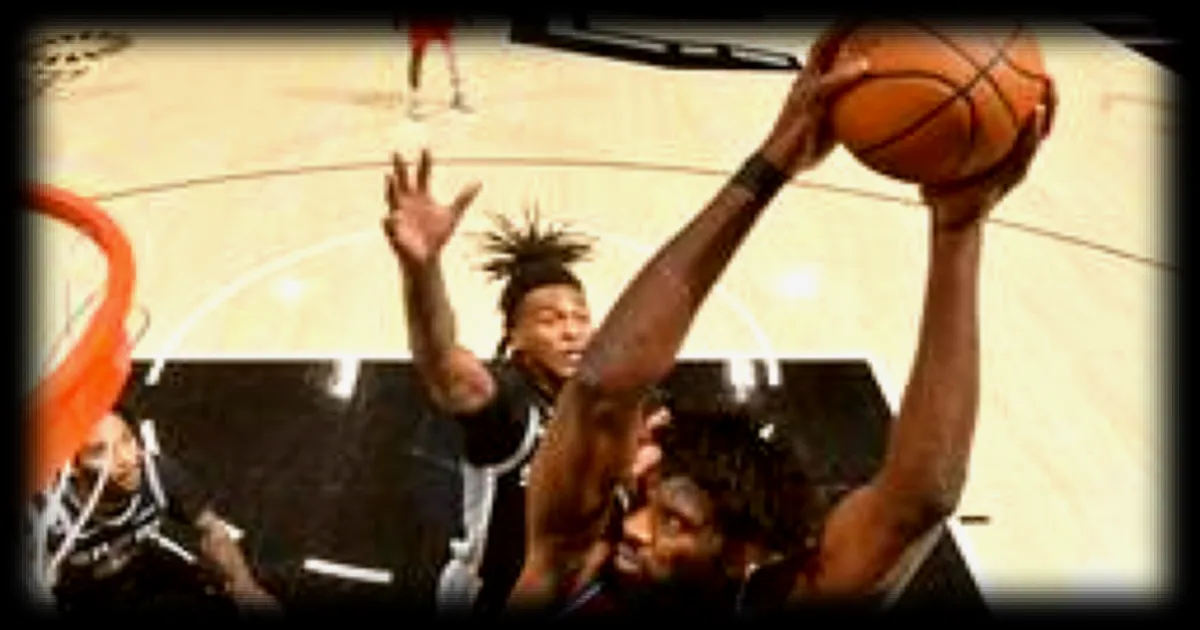 Joel Embiid des Philadelphia 76ers opere de l'appendicite juste avant les play-offs NBA