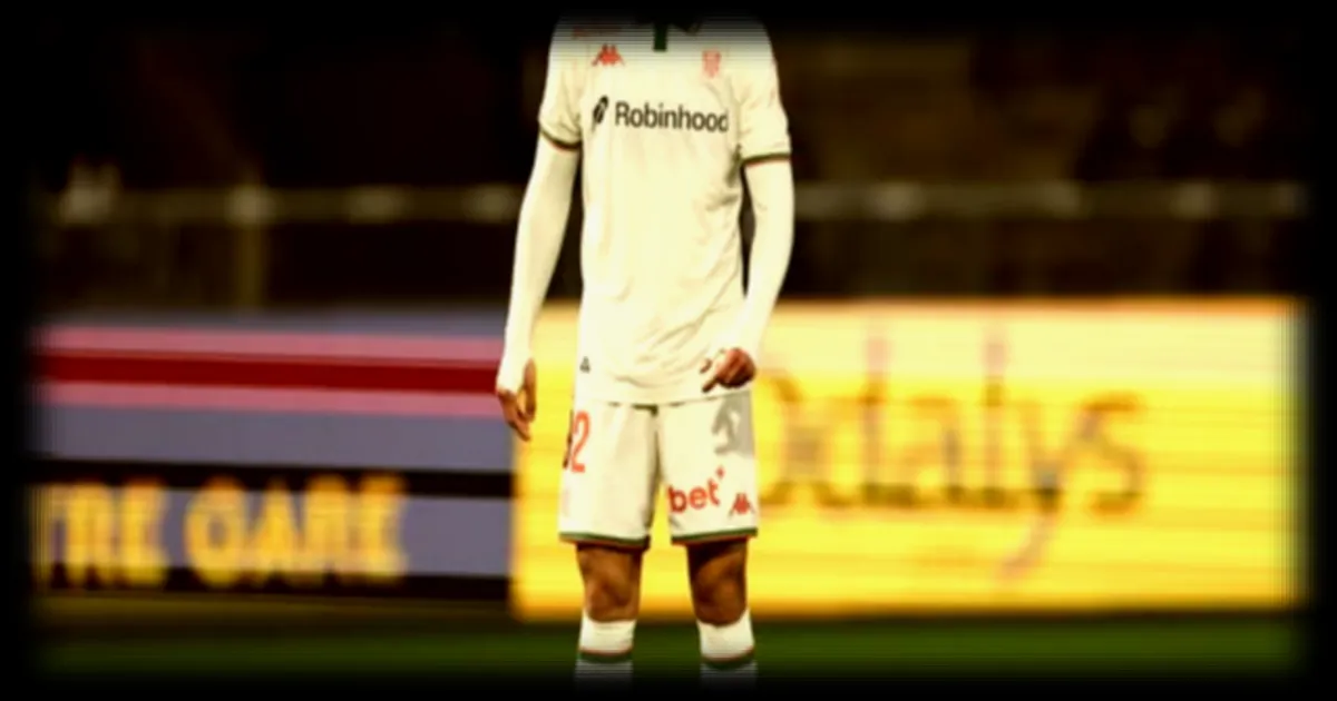 Jonathan Clauss garde espoir pour une convocation en Equipe de France malgré son absence de la liste actuelle