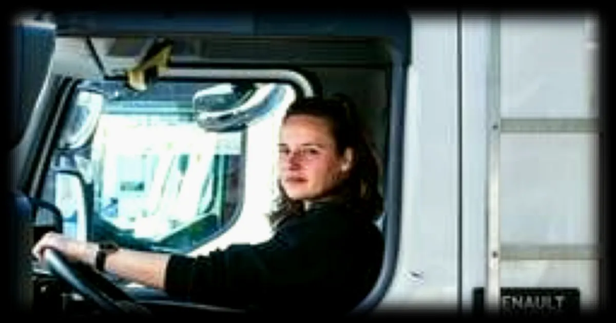 Julia Rouxel: de la conductrice routière à la femme qui brise les stéréotypes