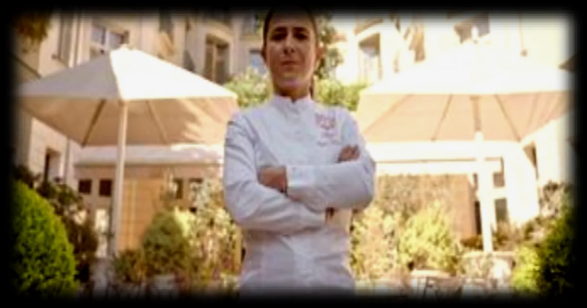 La cheffe étoilée Eugénie Béziat, première femme à diriger le restaurant du Ritz, apporte une touche d'Afrique à sa cuisine