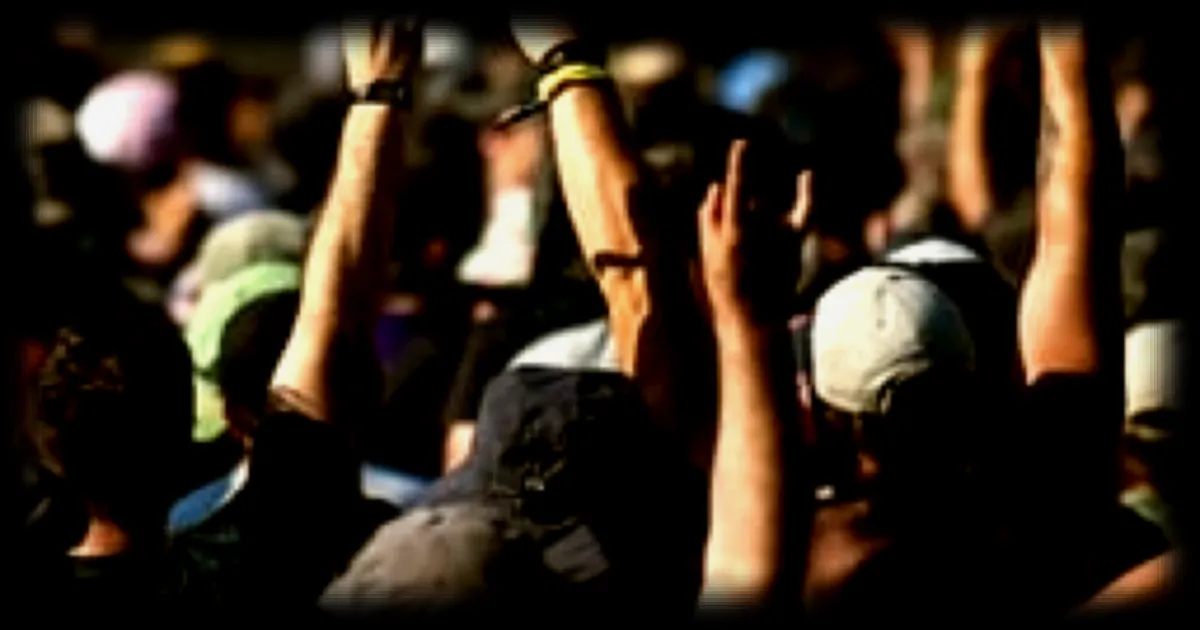 La communauté metal divisée face aux dérives néonazies au Motocultor Festival
