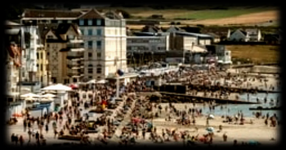 La Côte d’Opale, nouvelle destination prisée des touristes, face à l’afflux estival