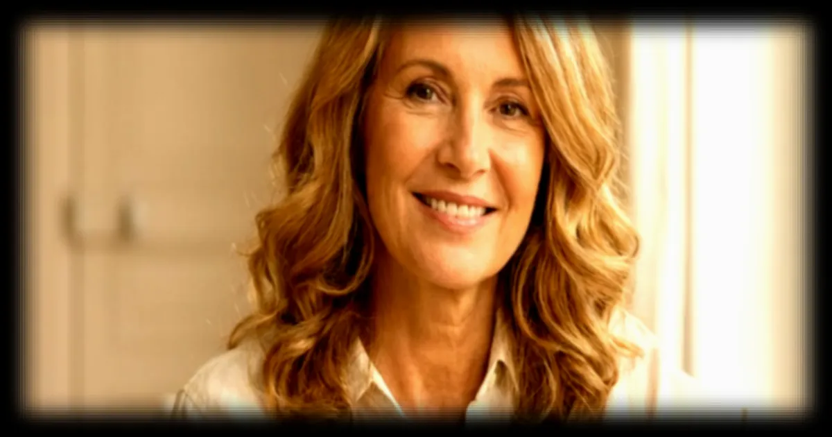 La couleur de cheveux idéale après 60 ans selon un coiffeur expert : comment rajeunir sans figer les traits