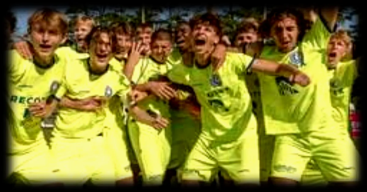La Gantoise s'impose en finale de la U17 Cup face au RC Strasbourg à Vigneux-de-Bretagne